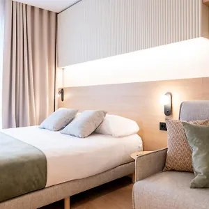 Atenea Calabria 3* Барселона